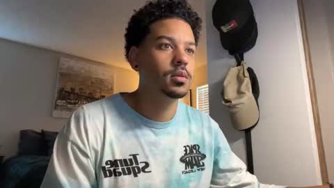 Goodjob Jay online show from October 1, 3:55 pm