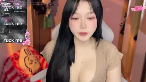 Snapshot of gorgeous_girl33 chatting on December 23, 2:07 pm gorgeous girl33 online show from December 23, 2:07 pm