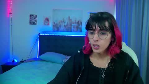 goth_minerva online show from February 23, 1:46 pm