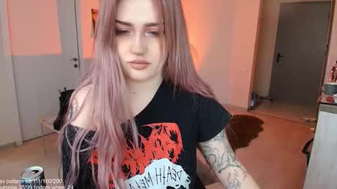 traumfrau Kira angel face devil eyes I SELL A LOT VIDEO IN GALLERY online show from February 3, 11:36 am