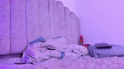 Laia  online show from September 25, 1:56 am