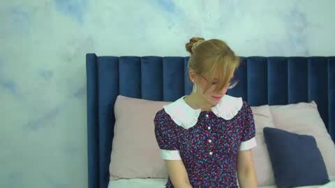 Grace online show from May 14, 4:21 am