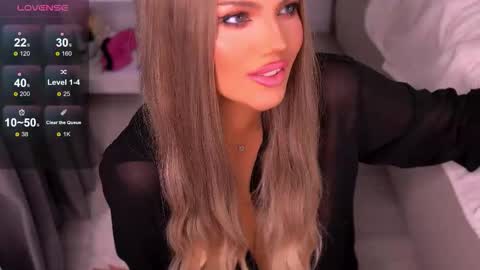 Grace online show from October 8, 2:56 pm