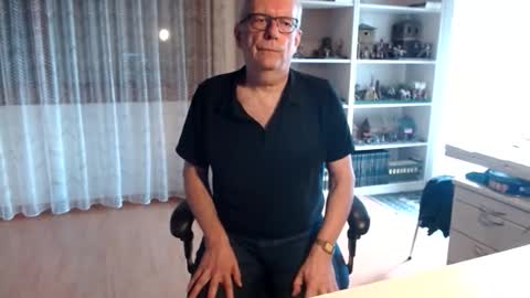 grandpach online show from February 22, 1:47 pm