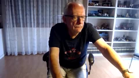 grandpach online show from September 12, 8:05 am