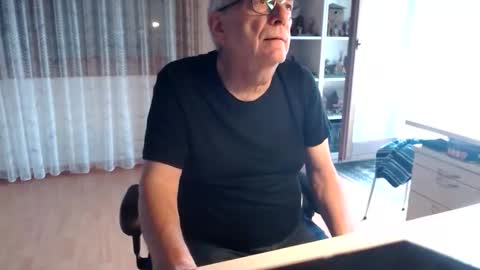 grandpach online show from March 21, 11:26 am