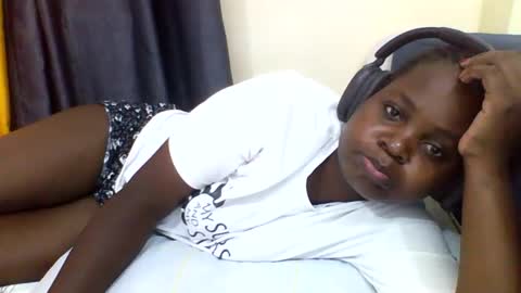 grannylover_ online show from October 23, 9:00 am