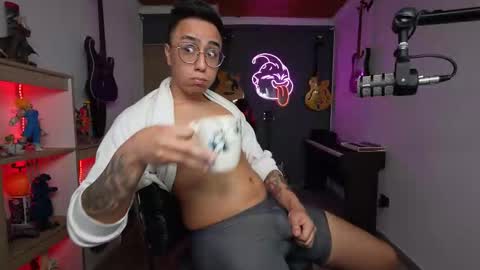 granxarma online show from November 21, 2:31 am