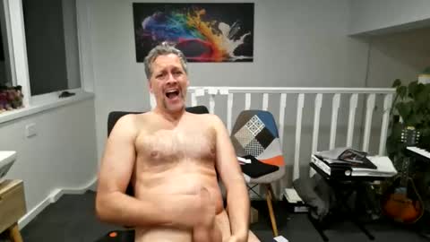 grattitude online show from November 16, 9:55 am