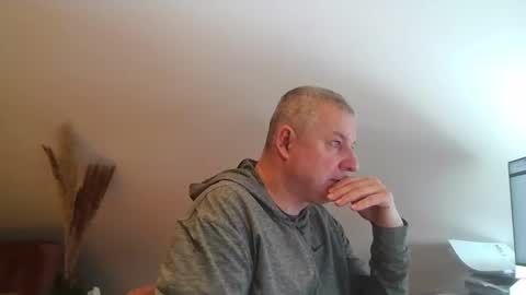 grau197077 online show from February 3, 10:52 am