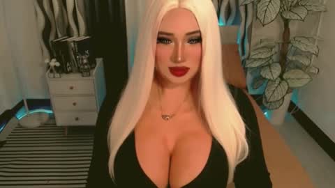 PAULATHEONE online show from November 9, 2:37 am