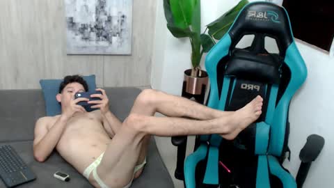 grecia_millercol online show from December 26, 5:37 am