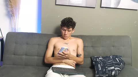 grecia_millercol online show from January 30, 12:16 pm