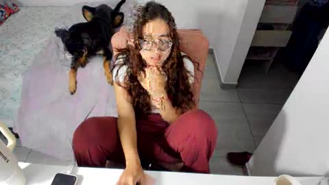 GreciaRuiz online show from June 8, 1:28 am
