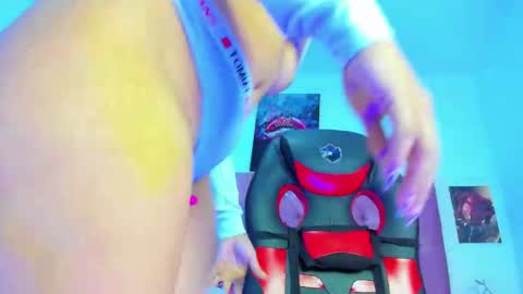 Snapshot of greicy_wish chatting on September 27, 3:10 pm greicy_wish online show from September 27, 3:10 pm