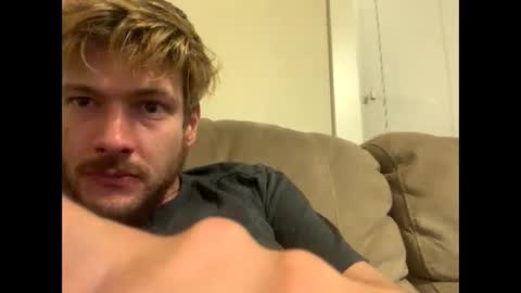 Snapshot of greyvan96 chatting on September 10, 8:26 am Perfectlyaveragesavage online show from September 10, 8:26 am