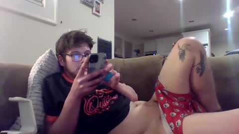 Snapshot of greyvan96 chatting on February 13, 1:26 pm Perfectlyaveragesavage online show from February 13, 1:26 pm