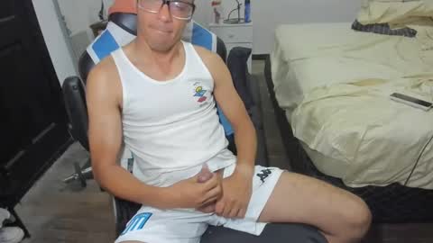 Snapshot of guachin_new chatting on December 28, 7:33 am guachin_new online show from December 28, 7:33 am