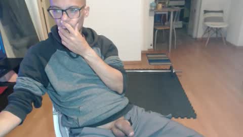 Snapshot of guachin_new chatting on October 28, 4:13 am guachin_new online show from October 28, 4:13 am