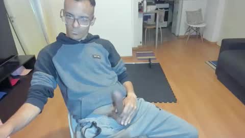 Snapshot of guachin_new chatting on September 10, 3:29 am guachin_new online show from September 10, 3:29 am