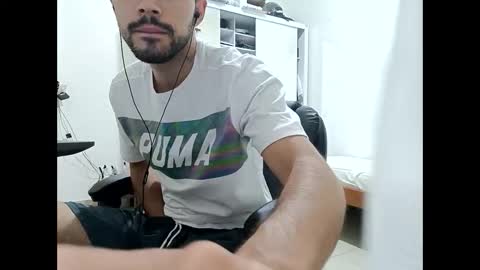 guguzinhox online show from February 27, 11:59 pm