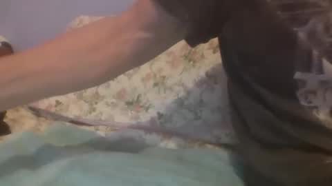 Snapshot of gunishment chatting on December 5, 3:33 pm gunishment online show from December 5, 3:33 pm