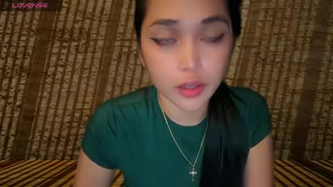 Gwyn online show from April 12, 3:05 pm