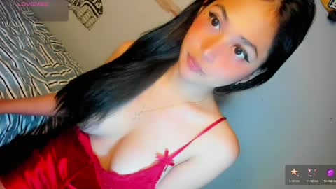 Gwyn online show from April 2, 3:36 am