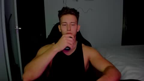 Oliver online show from February 17, 10:53 pm