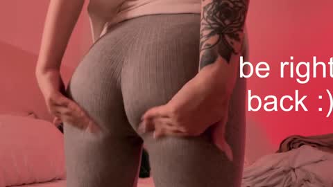 Lana online show from December 28, 7:01 pm