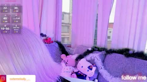 Hello Kitty online show from January 9, 12:44 pm