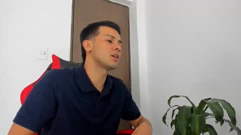 hades_horny_ online show from April 6, 5:14 pm