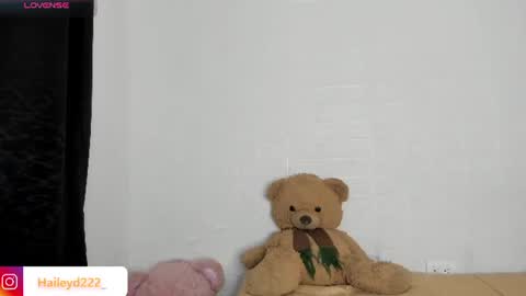 Hailey online show from June 22, 3:01 am