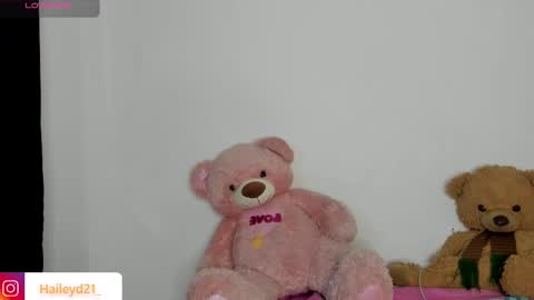 Hailey online show from March 9, 10:25 pm