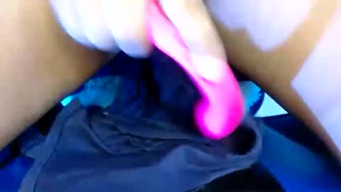 hairygirl83 online show from June 6, 4:13 pm
