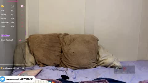 hairy and short online show from May 21, 8:04 pm