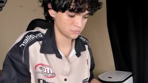 halan online show from February 25, 11:19 pm