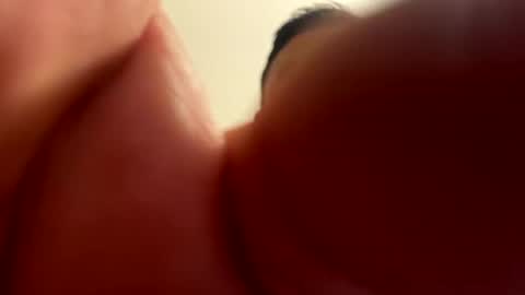 halebb online show from October 25, 11:31 am