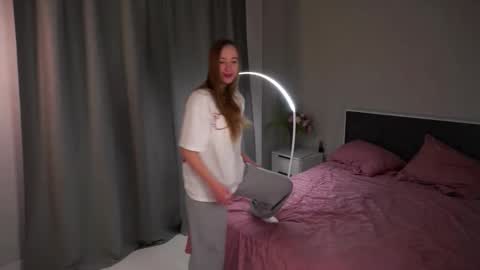 Tracy online show from November 23, 5:27 am