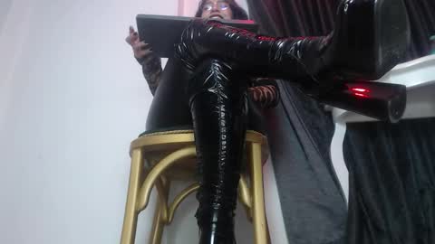 Halley Raven online show from October 17, 9:08 pm