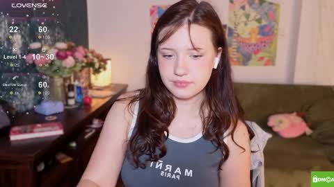 hanahwoods online show from March 29, 10:44 pm