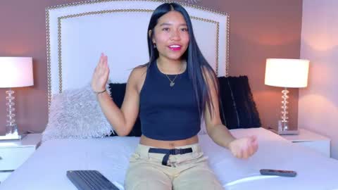 Hanna online show from May 10, 2:45 pm