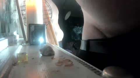 handncocknocum online show from December 27, 6:53 pm