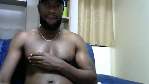 Snapshot of handsome_king30 chatting on March 8, 2:45 am handsome king online show from March 8, 2:45 am