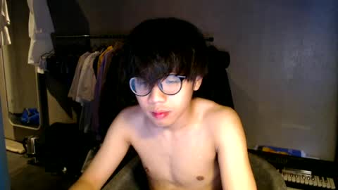 handsome_mannn online show from June 11, 8:07 pm