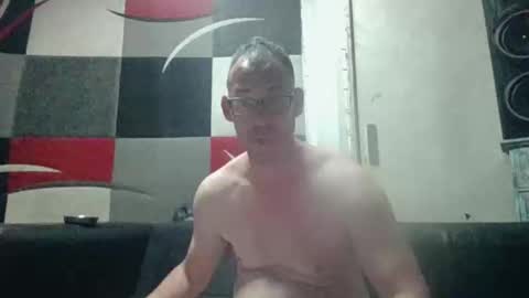 handsomeguy4ever online show from May 27, 2:30 am