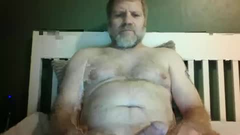 Snapshot of handyman1968 chatting on October 11, 11:52 pm handyman1968 online show from October 11, 11:52 pm