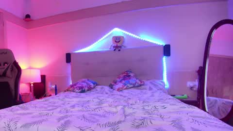 hane40 online show from September 19, 10:24 pm