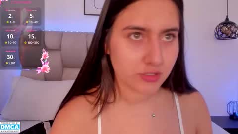 hanna__evans_ online show from February 22, 11:24 am