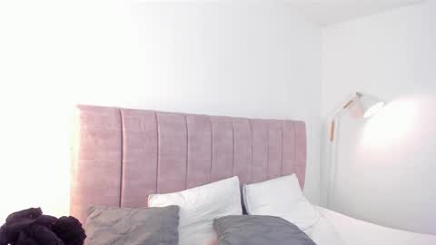 hanna_bunny15 online show from March 8, 12:22 am